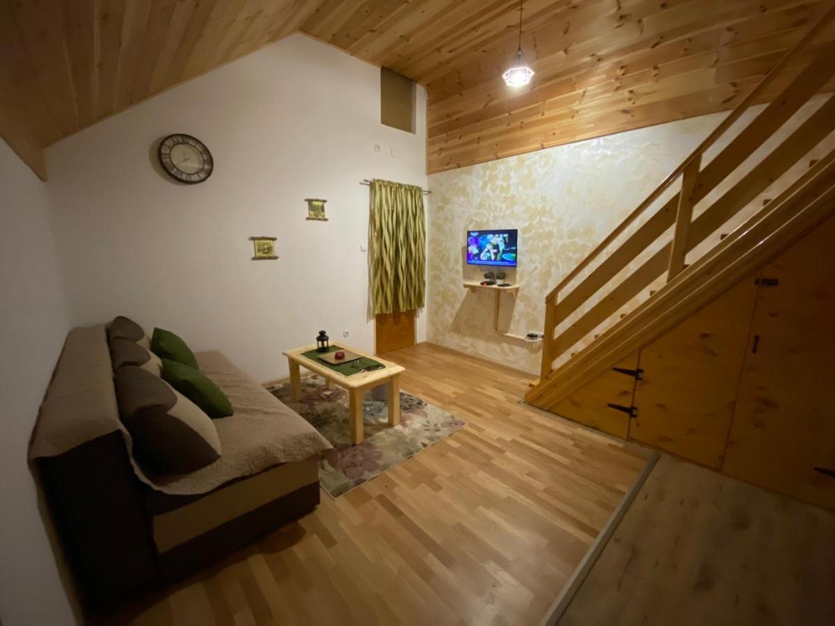 Apartmani Vuk 1 โคลาชิน ภายนอก รูปภาพ